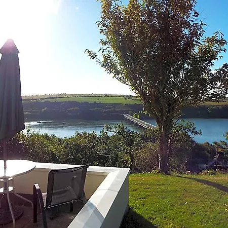 Rocklands House Bed & Breakfast 4*