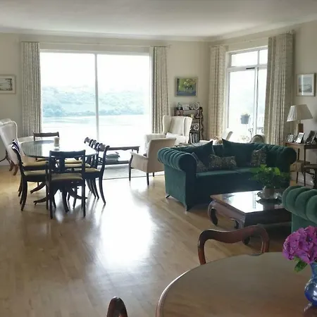 Frühstückspension Rocklands House 4*
