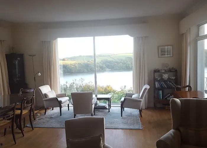 Rocklands House 4* 킨세일