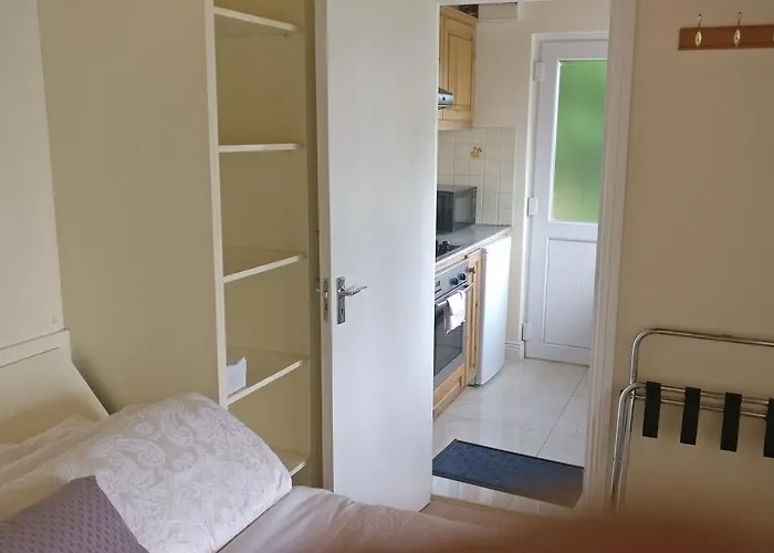 B&B Rocklands House 킨세일